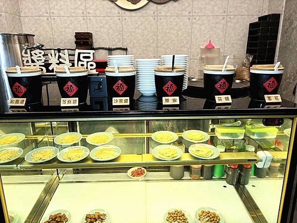 2025台南質感餐廳推薦/台南安平美食｜【LA時尚川菜/墨川