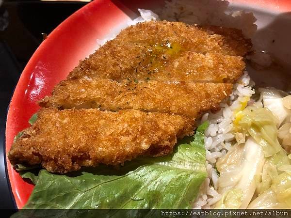 頂溪捷運美食｜永和泰國餐廳｜泰之初、瓦城、饗泰多、YABI 