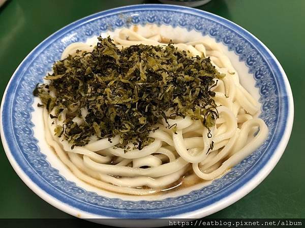 西門町捷運必吃｜萬國萍姊酸菜麵、手工酸菜＠Cecilia 西