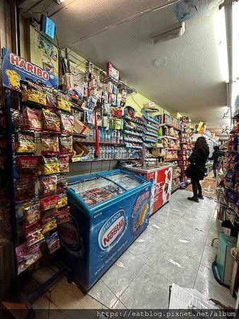 西班牙ATM自動提款機、雜貨店