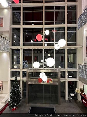 西班牙Spain｜空姐空少～馬德里飯店 Axor Feria