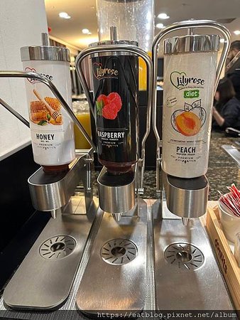 西班牙Spain｜空姐空少～馬德里飯店 Axor Feria