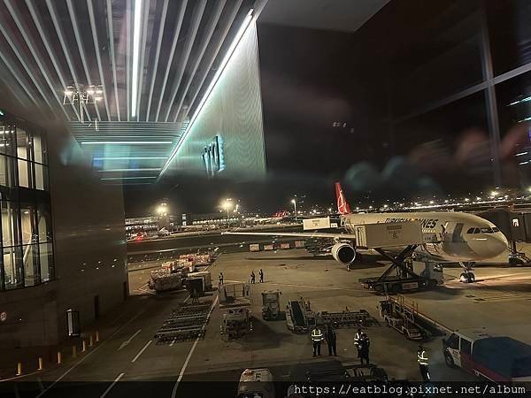土耳其伊斯坦堡機場｜世界全球最大機場，24小時營業排隊精品＠