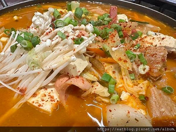 小巨蛋捷運必吃｜GG 季吉韓國美食｜烤肉、春川辣雞、海鮮煎餅