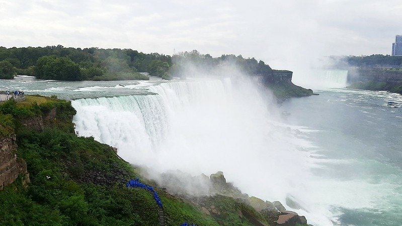 View from the Niagara Falls observation tower (4)