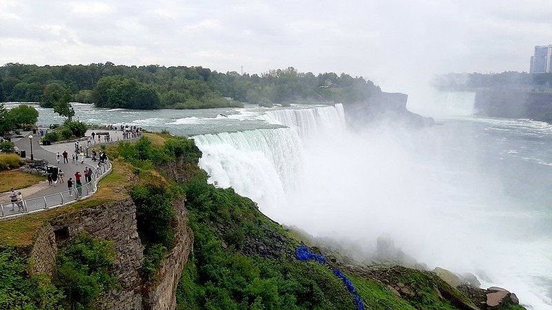 View from the Niagara Falls observation tower (6)