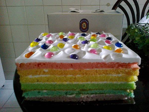 holland bakery-rainbow cake