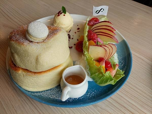 &lt;食記-桃園市桃園區&gt;連男人都愛的下午茶店-翻轉甜點((絕對