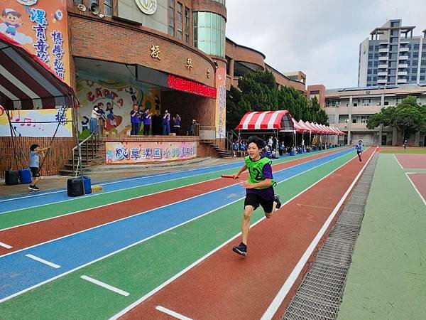 大隊接力0418