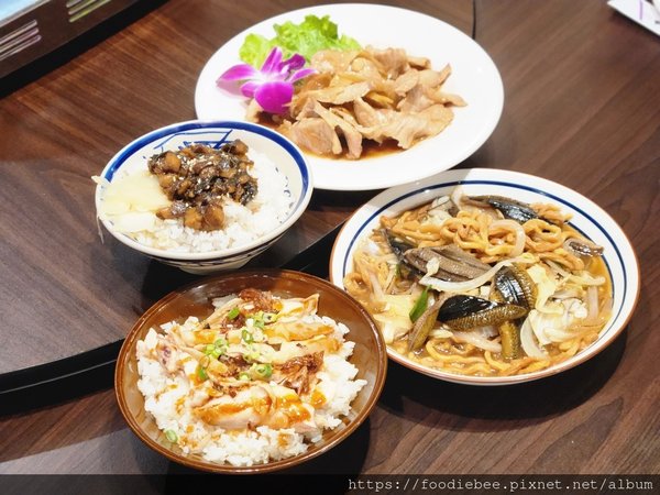 【中山區美食】老睦家 炒鱔魚。沙茶魚頭火鍋 台菜餐聽推薦 多