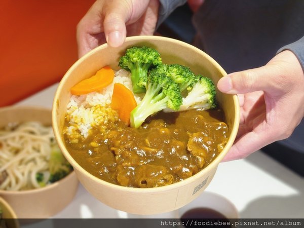 【大安區美食】小鹿亭 平價咖哩丼飯與烏龍麵，內用紅茶續杯、湯