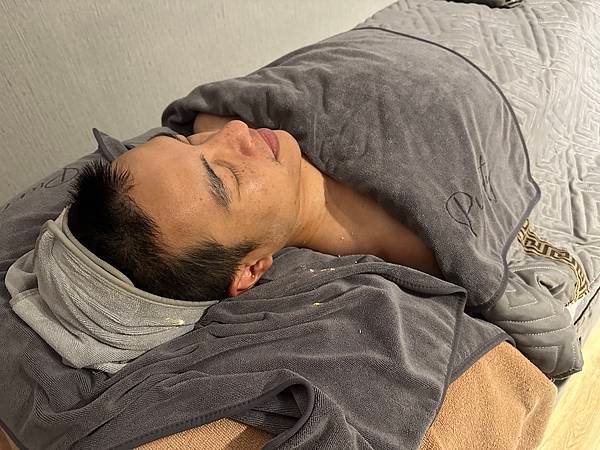 男生最輕鬆臉部保養｜台北中山按摩推薦：Relax 33莊園S