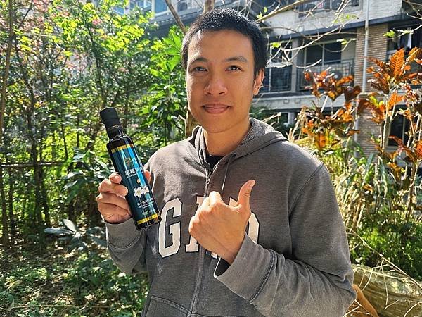 黑種草是什麼？黑種草油 vs 膠囊差在哪？愛善那｜純黑種草2