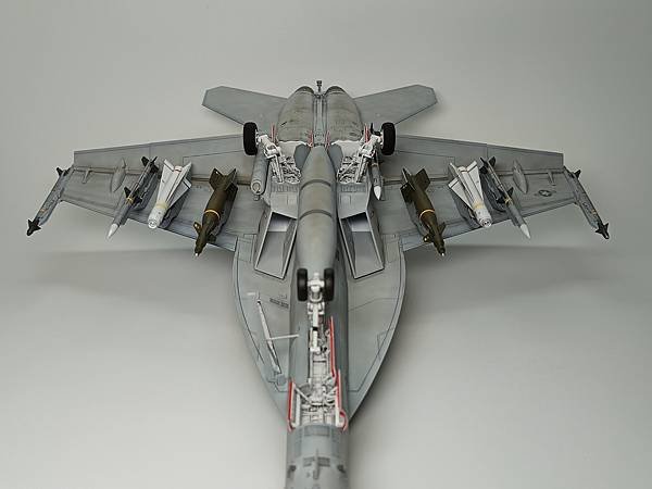 MENG 1/48 F/A-18F SUPER HORNET