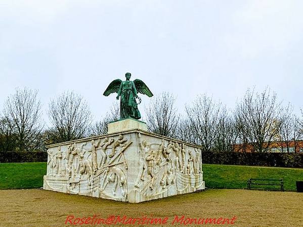 Maritime Monument 02