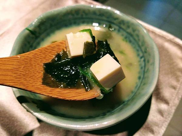 【美食】「魚紳海鮮美食餐廳」中山區美食日式定食推薦，台北日式