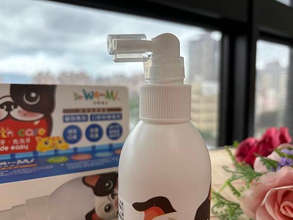寵物｜1個動作輕鬆除口臭！汪咪博士口腔保健噴液 藥用長噴頭 