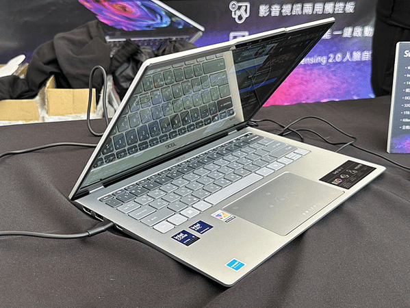 Dcard Wave Fest現場直擊 - 創作者都在排的A