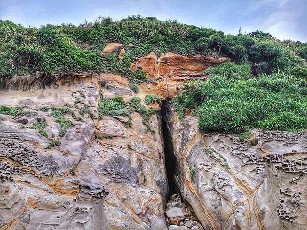 【野柳地質公園第三區│女王的秘密花園】2021北海岸新景 月球+火星異世界 揭開野柳神秘的80%  吃貨旅遊作家水靜葳JING找樂子 (39)