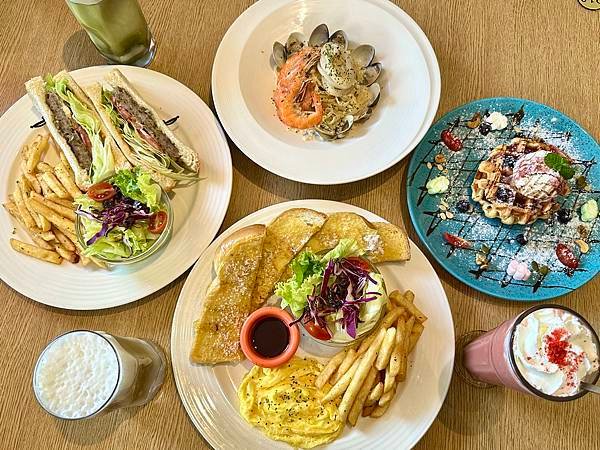 高雄市政府環境優美😍高雄【沐光輕食早午餐】👭網美姊妹聚餐打卡