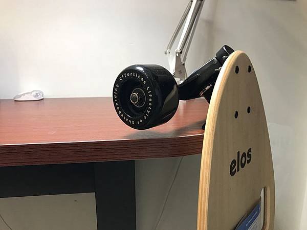 elos經典都會滑板