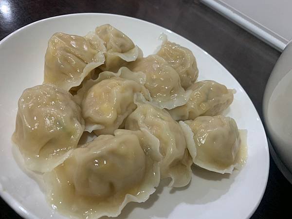 LINE_ALBUM_20211004水逆吃不到砂鍋粥改吃王家大水餃🥟🥟🥟_211012_0