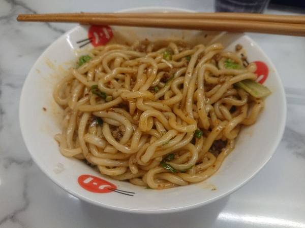 川川川川食麵 酸辣榨醬麵