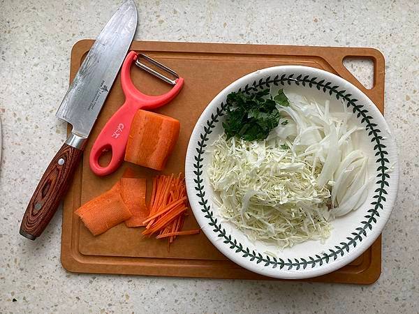 KOKO好食光｜酪梨青醬涼拌高麗菜沙拉＿減醣順暢越吃越瘦