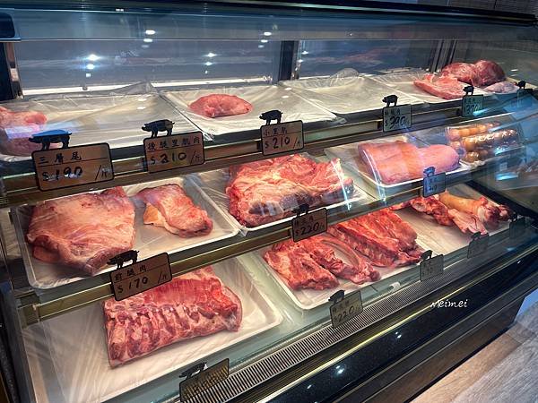 新竹生鮮肉舖【 朝肉生鮮肉舖 】產地直送屏東黑毛豬｜各式鮮肉