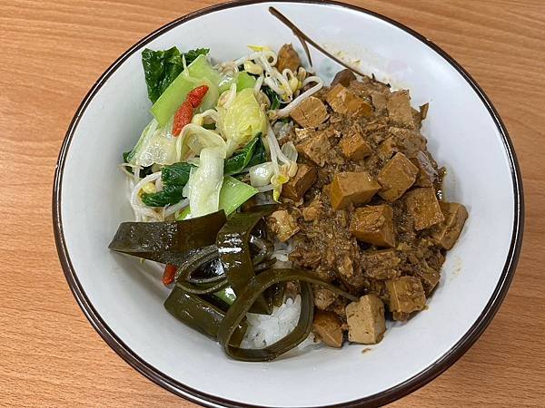 [新竹]弘明素食-越式料理、台式料理(113年8月新菜單)(