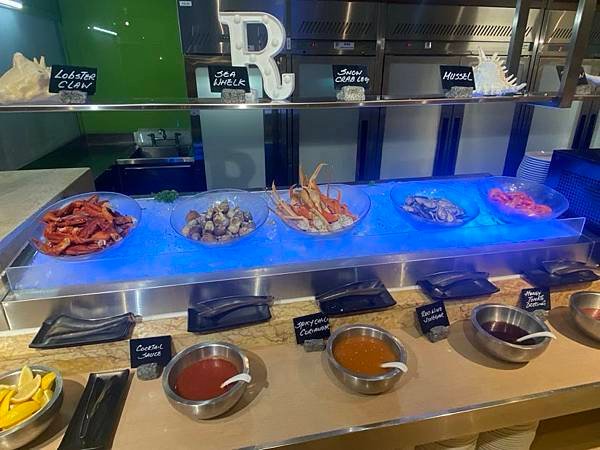 香港 萬麗海景酒店 自助午餐蟹腳吃到飽