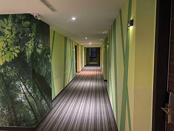 桃園 日月光國際飯店 HOTEL J 早餐豐富好吃