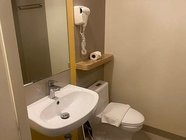 Hop Inn Hotel Cebu City 差強人意的住