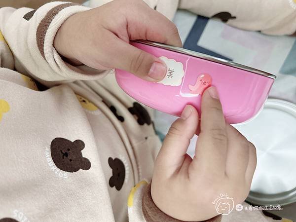 幼兒園用品分享|孩子的專屬餐碗-超可愛作伴客製化繽紛三色碗