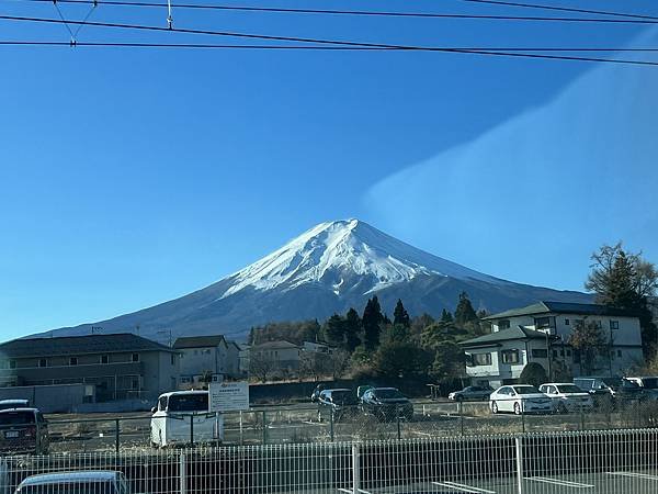 【2023 東京八天七夜自由行】Day 3 河口湖新倉富士淺