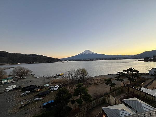 【2023 東京八天七夜自由行】Day 3 河口湖新倉富士淺
