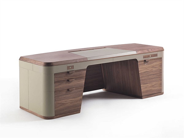 porada flavio desk_1