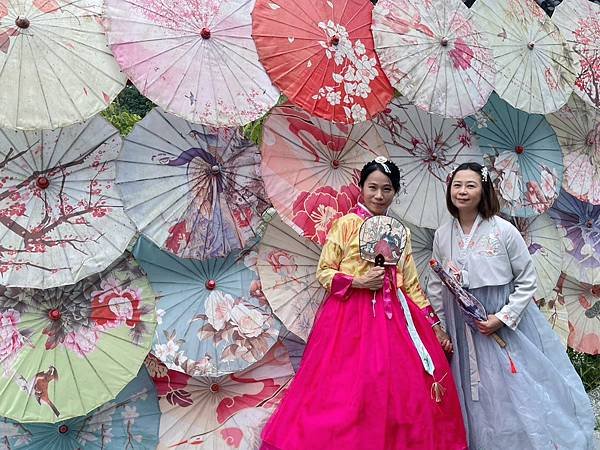 花蓮壽豐張家韓園（韓服體驗、親近與餵食小動物、九宮格火鍋與下