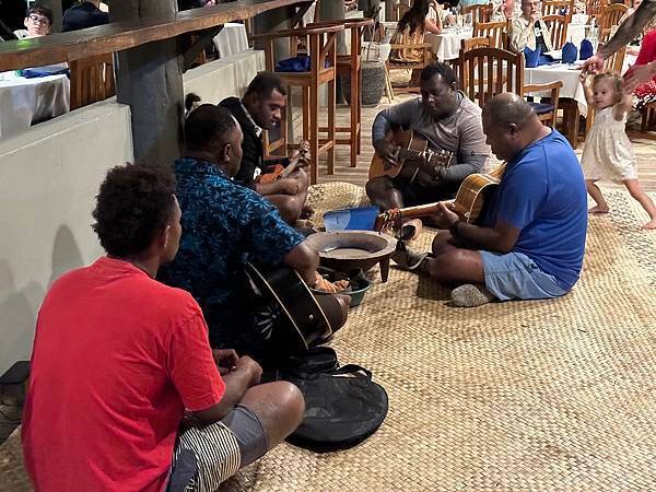 【🇫🇯斐濟 】𝐃𝐀𝐘 𝟏𝟐 - Sawa-i-Lau Cav