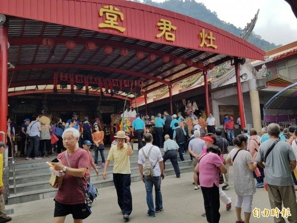 五指山灶君堂全國唯一供奉「灶神」之寺廟-始建於清朝光緒年間五