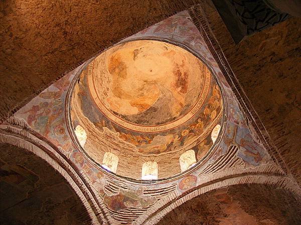 800px-Dome_frescoes,_Hagia_Sophia,_Trabzon.jfif