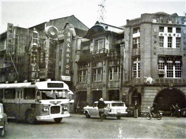 重慶南路武昌街口/台大商圈崛起成新的台北書店街/104年台灣