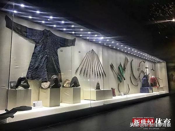 弓馬騎射的尚武精神/“弓馬騎射，尚武精神，不欺他凌，不畏敵寒