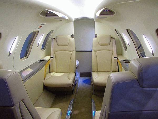 HondaJet HA-420是本田飛機公司所研發的第一架飛
