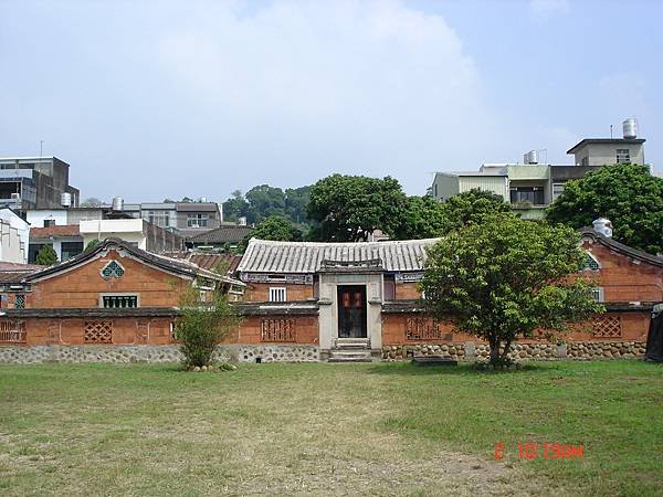 20130810183505-潘宅全景