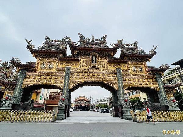 東港迎王平安祭典，東港人稱迎王-迎接代天巡狩的五位王爺神（千