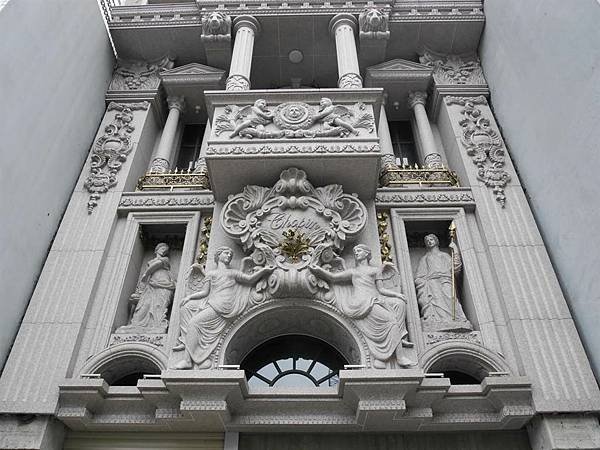 哥德式+巴洛克式建築，桃園市復興路117號-全台灣最猛的建築