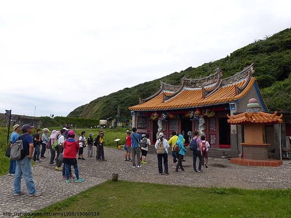 龜山島的普陀嚴「拱蘭宮」媽祖廟-此廟最早為三太子廟。1930