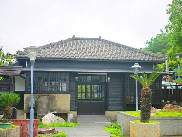 造橋驛+驛長宿舍-羅馬式造橋火車站+造橋驛站，建於昭和10年