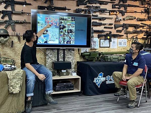 烏克蘭志願軍-台灣25歲志願兵戰死烏克蘭-約有10名台灣人響